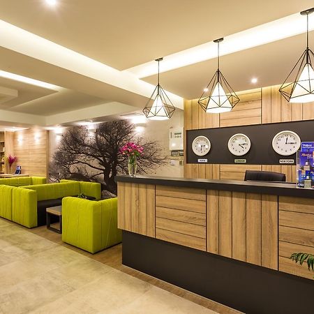 Hotel Compliment Τριάβνα Εξωτερικό φωτογραφία