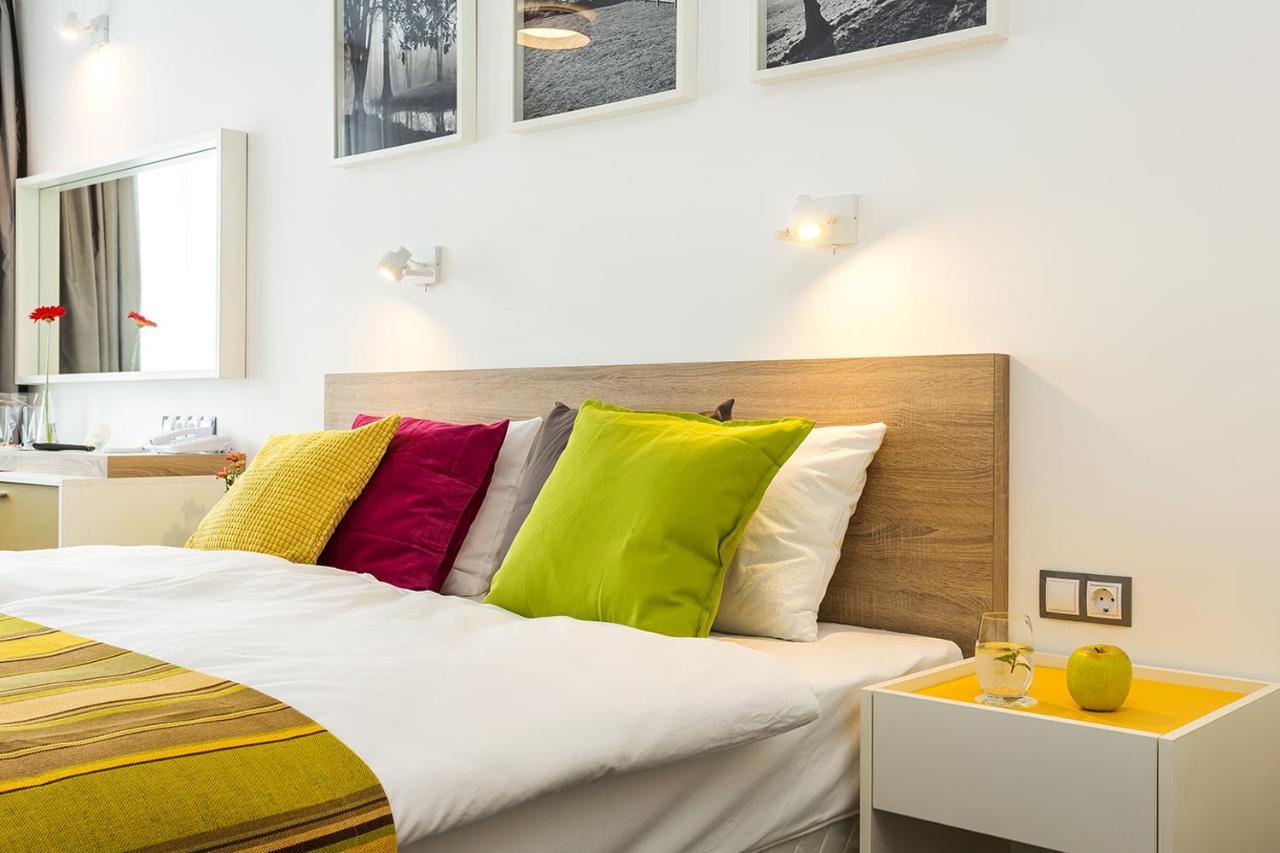 Hotel Compliment Τριάβνα Εξωτερικό φωτογραφία