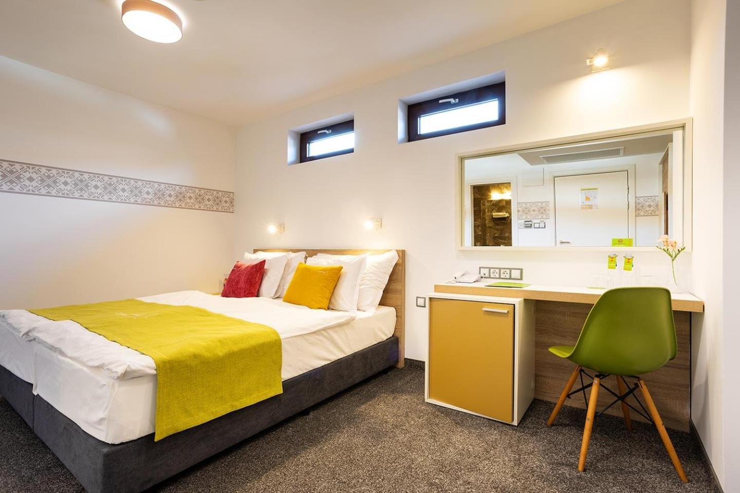 Hotel Compliment Τριάβνα Εξωτερικό φωτογραφία