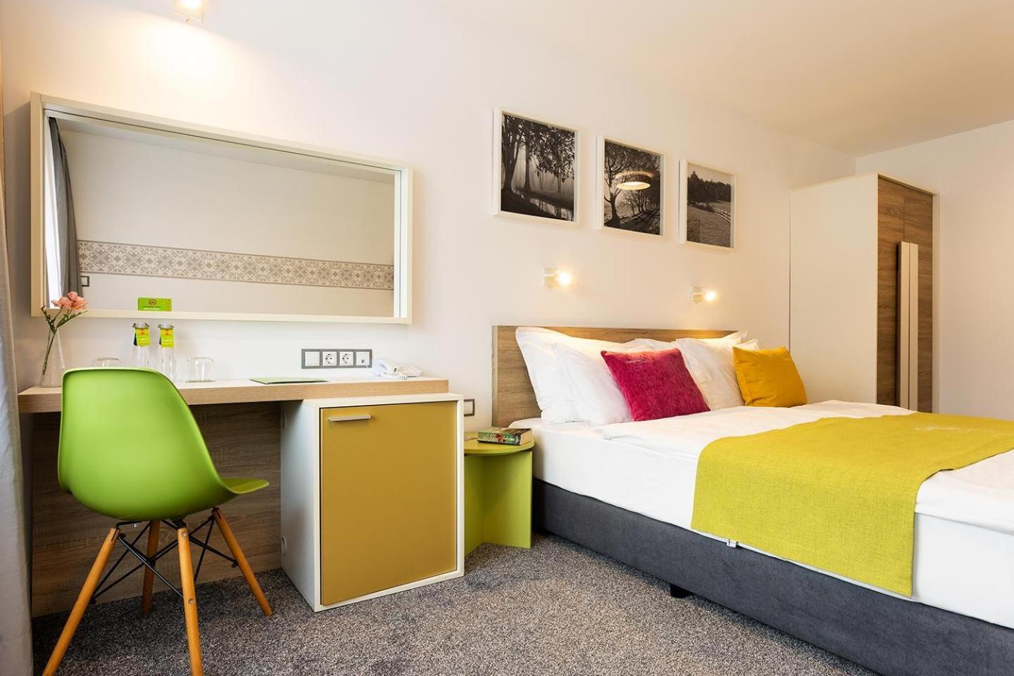 Hotel Compliment Τριάβνα Εξωτερικό φωτογραφία
