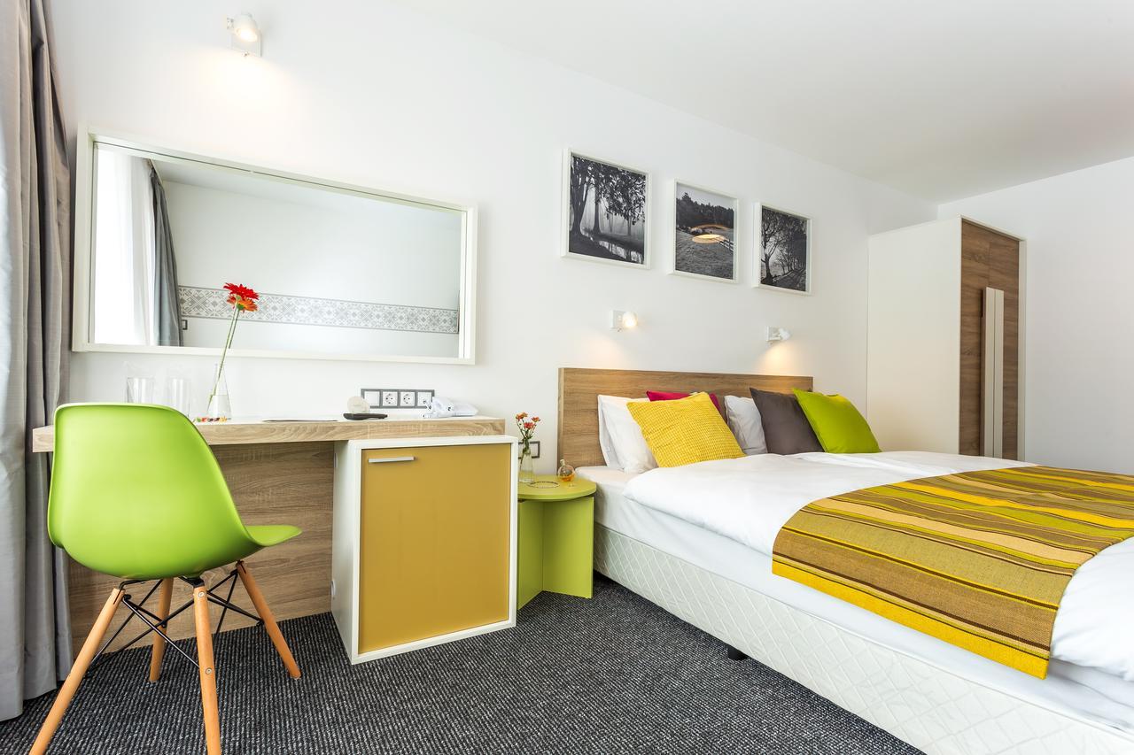 Hotel Compliment Τριάβνα Εξωτερικό φωτογραφία