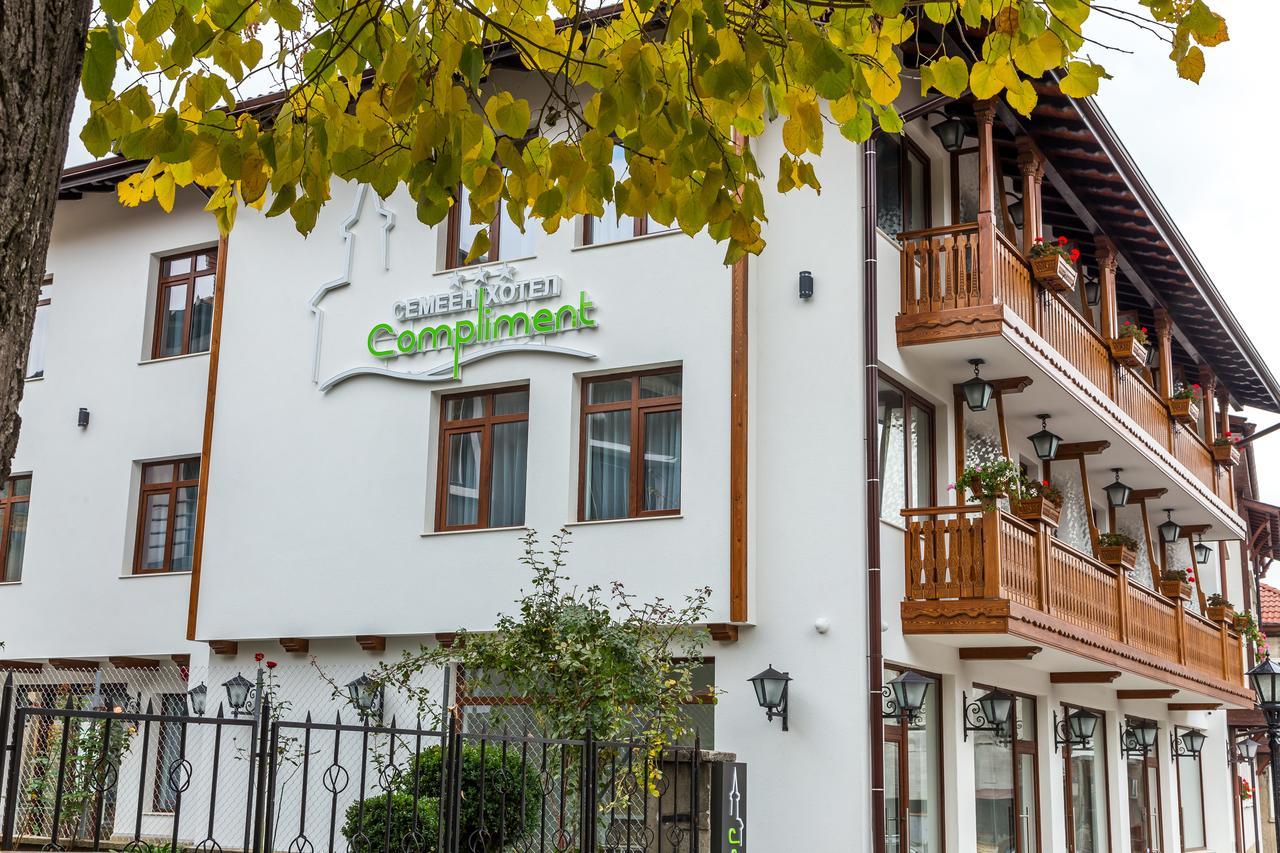 Hotel Compliment Τριάβνα Εξωτερικό φωτογραφία